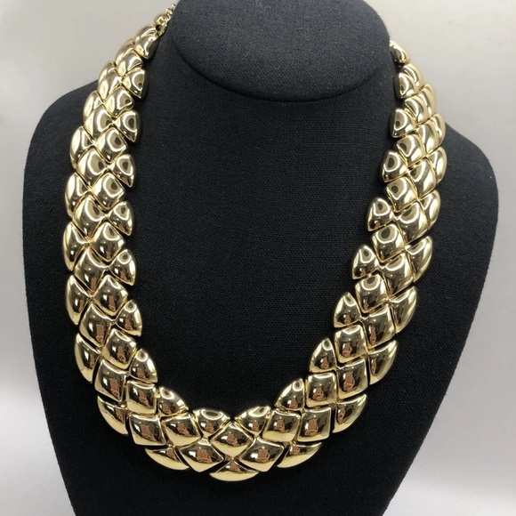 Jewelry - Gold Tone Necklace with Intricate Rope Design
